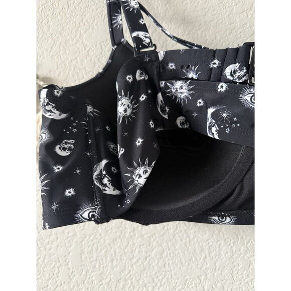Hot Topic Celestial Crisscross Moon & Sun Black Underwire Swim Top Beach 4x - Picture 11 of 11